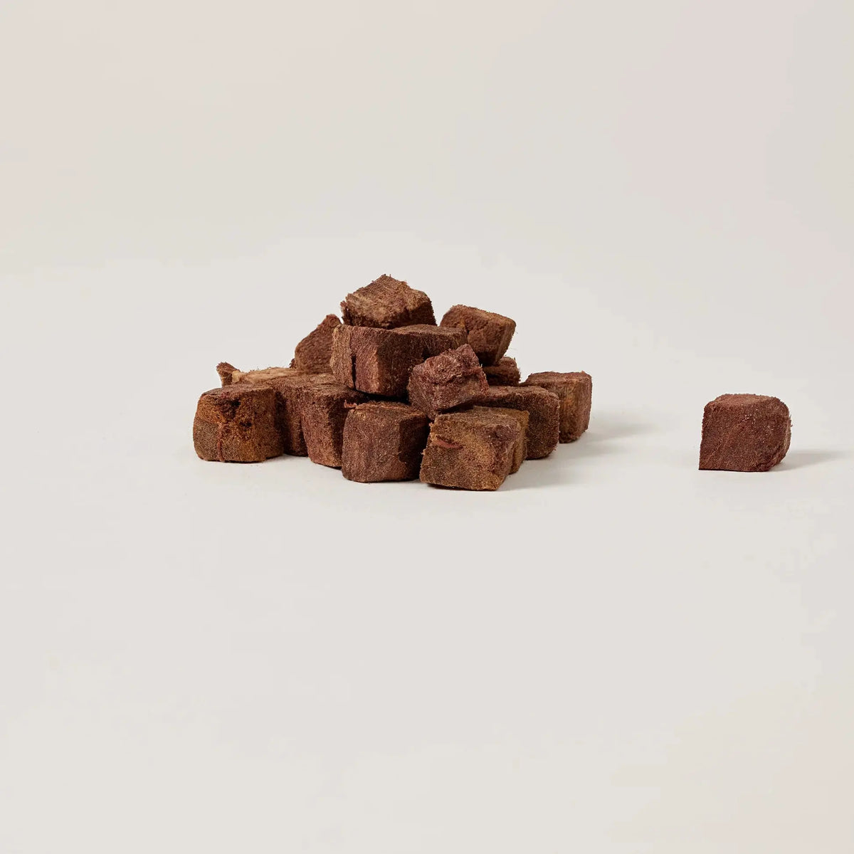 Delamour - Les Lyophilisées au Thon – Friandises 100 % Naturelles pour Chien et Chat DELAMOUR